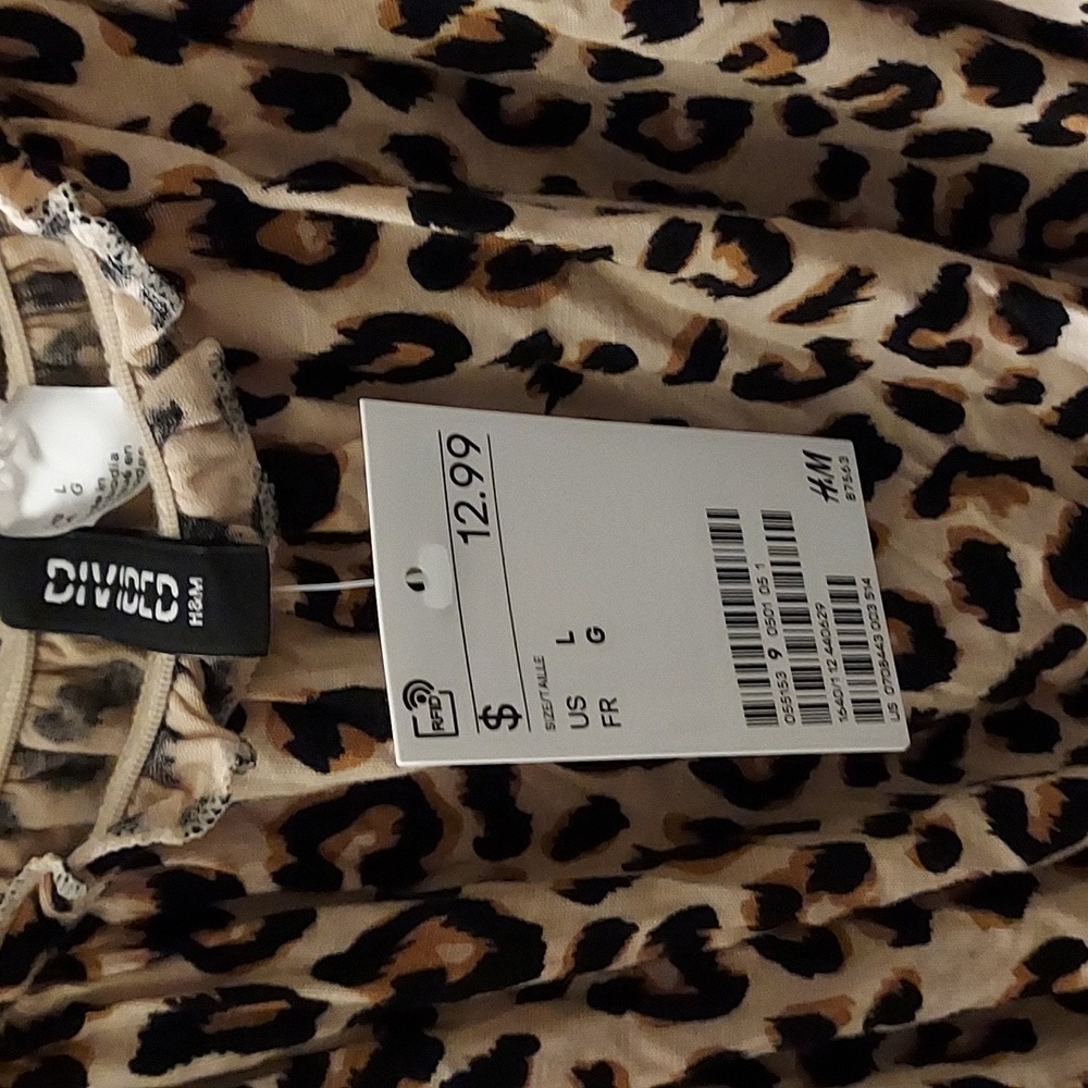 Leopard top - Picture 2 of 4